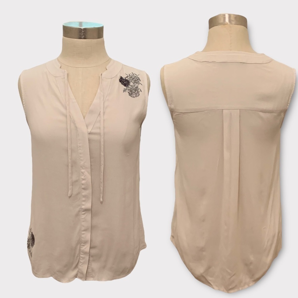 Simply Vera Wang white blouse
